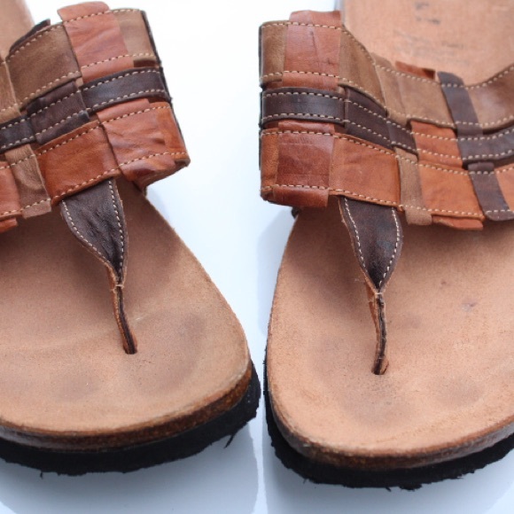 Think! Sandals - Picture 14 of 14